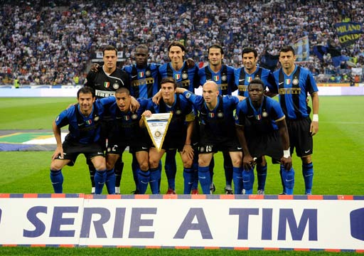 保级生死战戴帽，内马尔时隔1334天再度上演帽子戏法（内马尔保级生死战戴帽，阔别1334天再献帽子戏法）