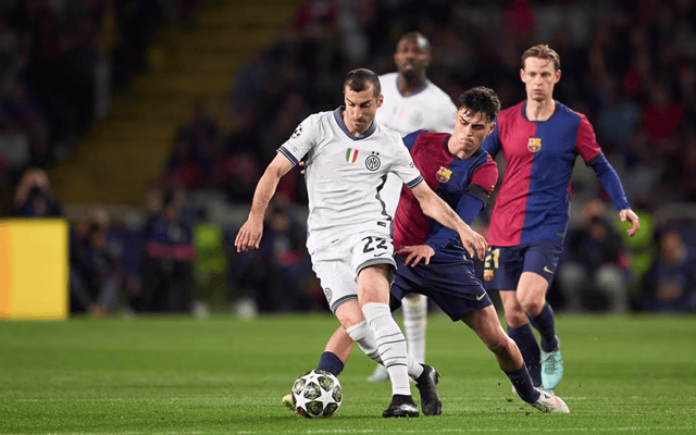 中超：上海申花主场2-0击败沧州雄狮（中超：上海申花主场2比0完胜沧州雄狮）