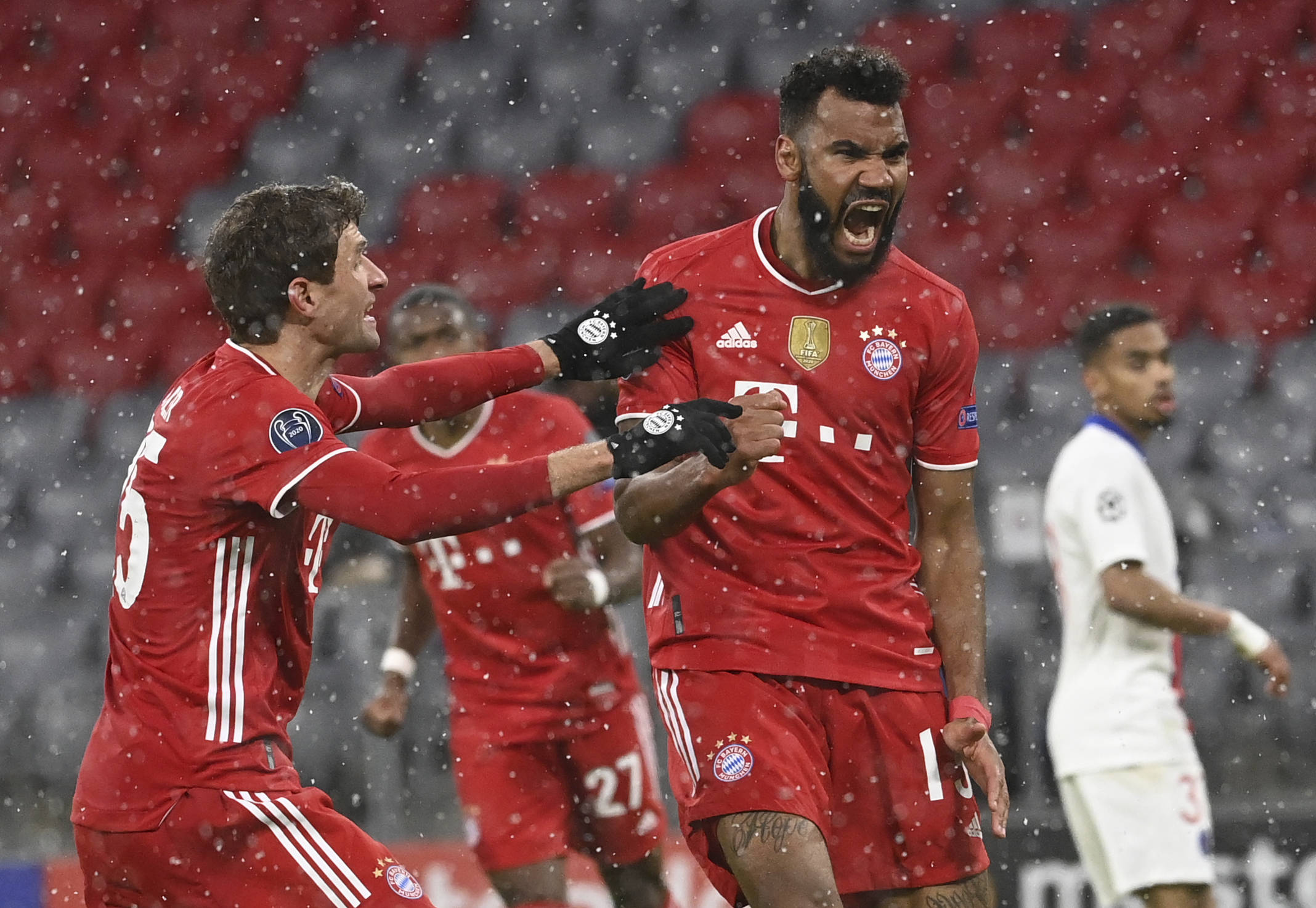 大连可为官方：德比沙场争高下，为城而战共荣光，胜利大连！（大连可为官方：德比争锋，为城而战共耀荣光，大连必胜！）