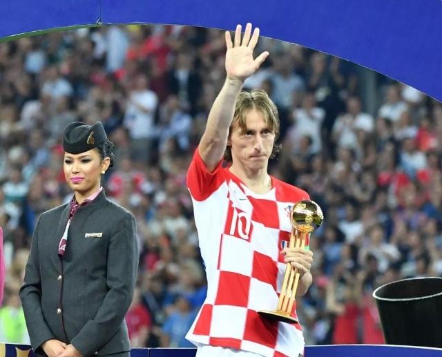 迪马济奥：罗马无法满足狼队对法比奥-席尔瓦的要价（迪马济奥：罗马无力匹配狼队对法比奥-席尔瓦的标价）