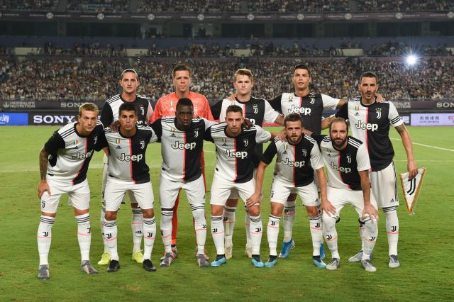 云南玉昆门将余鉴贤：希望下个赛季我能参加更多比赛（云南玉昆门将余鉴贤盼下赛季获得更多出场机会）