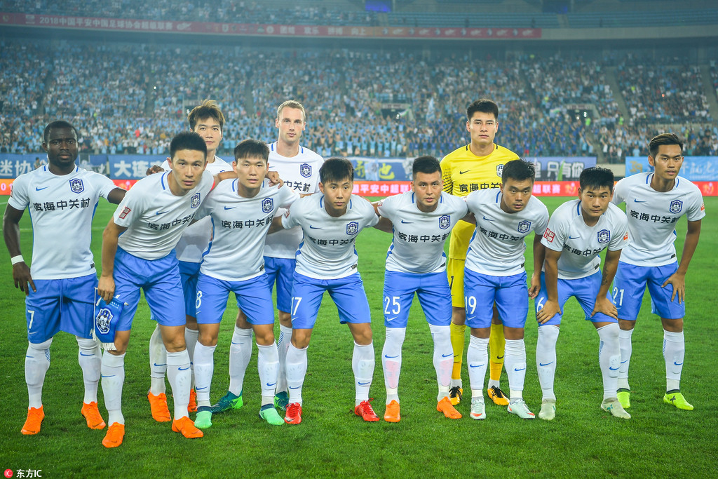 诺里斯和勒克莱尔先后进站换胎，诺里斯出站后暂列第9