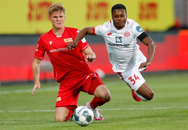 媒体人：王长庆可能担任国安体育副总监，负责内外援的引进（媒体曝王长庆或出任国安体育副总监，主管内外援引进）