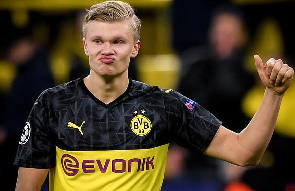 原曼联青年队球员目前正在卖蛋糕，他是小麦、拉什福德前队友