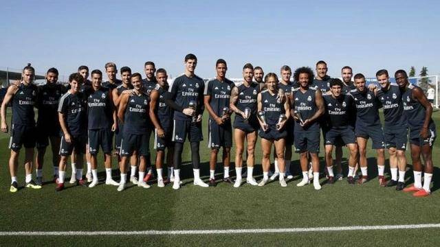 淘汰青岛更衣室！邱彪肯定外援+球队防守，不满混战发挥！（淘汰青岛后更衣室发声：邱彪肯定外援与防守，直言不满混战发挥）