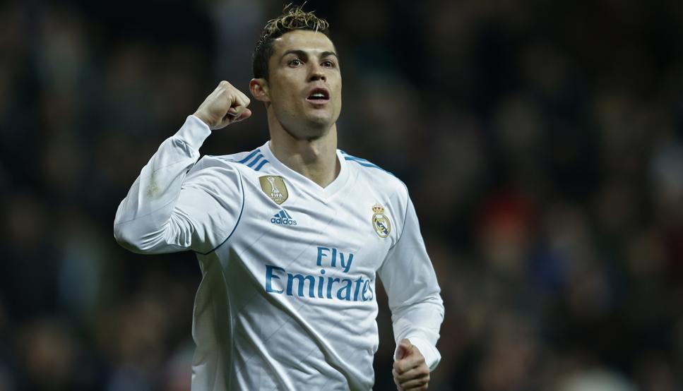 英超球员专访：凯恩谈赛季目标,（专访凯恩：畅谈本赛季目标与展望）