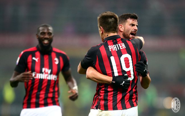 意媒：德国警方正调查以色列球迷在斯图加特演唱的歧视性歌曲（意媒称德警方调查以色列球迷在斯图加特唱涉歧视歌曲）