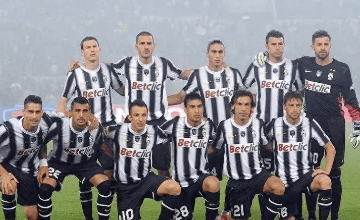 菲尔米诺：皇马2023年夏窗确实想引入我，不过当时让我等一等（菲尔米诺：2023年夏窗皇马确有意签下我，但当时让我先等等）