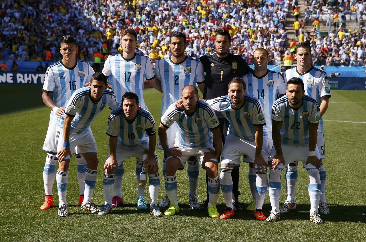 执教过多支德甲球队，记者：拉巴迪亚曾进入国足选帅最终阶段（曾执教多支德甲队，记者称拉巴迪亚一度跻身国足选帅最终环节）