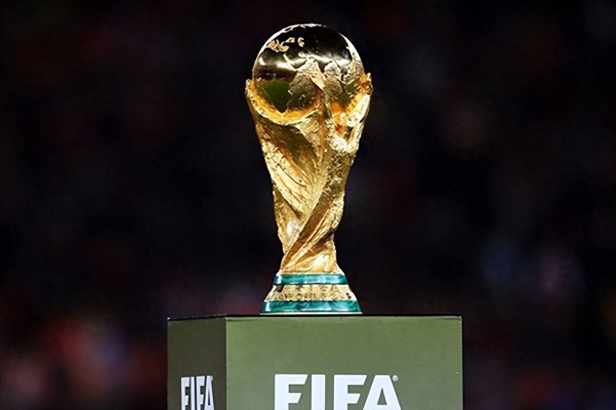 米体：莫拉塔妻子被发现已不再佩戴婚戒，二人感情陷入危机（米体称：莫拉塔妻子被拍未戴婚戒，两人关系疑现危机）