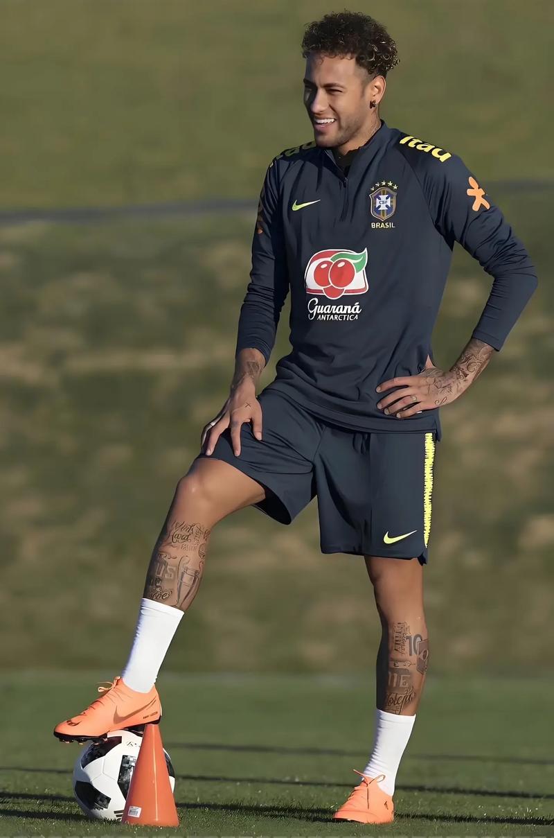 英超：曼联客场2-1击败莱斯特城（英超：曼联客场2-1战胜莱斯特城）