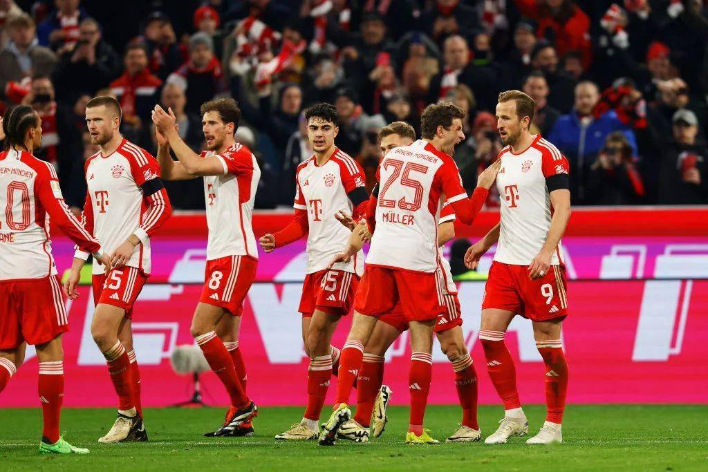 每体：曼城加速球员清洗进程，麦卡蒂与格10等4人为离队候选（每体：曼城加速阵容清理，麦卡蒂与格10等4人列入离队候选名单）