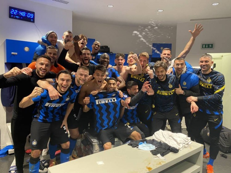 萨利巴：我们有能力赢下每一座冠军奖杯，但要用表现证明自己（萨利巴：具备争夺全部冠军的实力，需用场上表现证明自己）