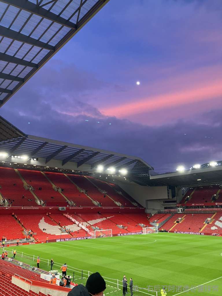 赵鹏：蒋4朱5是国内顶级中卫，但他俩搭配踢亚冠还是太吃力了